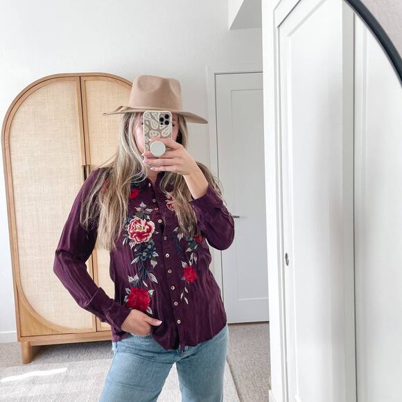 JOHNNY WAS Purple Floral Embroidered Long Sleeve Silk Top Small - Picture 12 of 12